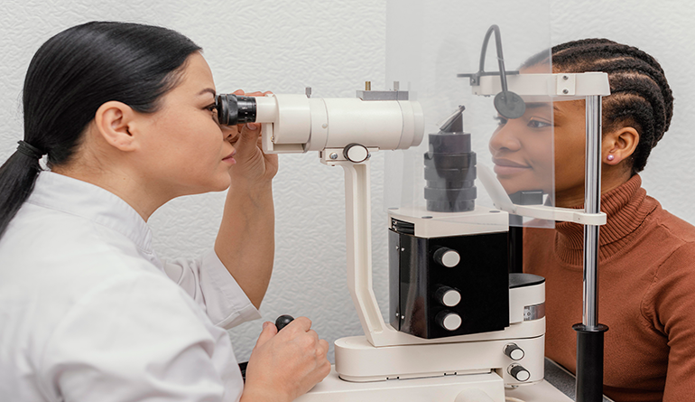 Adaptação de Lentes de Contato